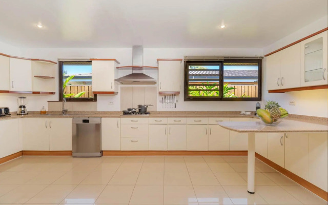 Magnificent 5 Br Villa with pool: amazing views