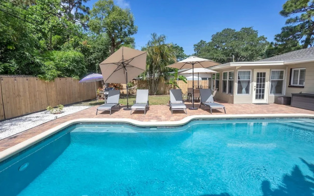 Villa Bella With Heated Pool