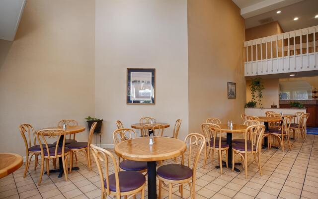 Best Western La Plata Inn