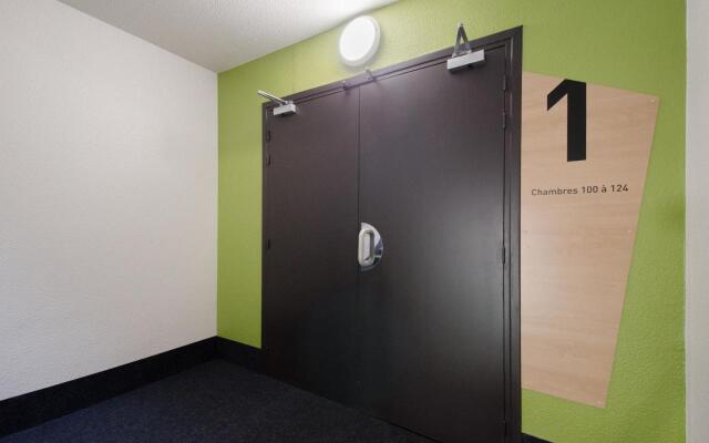 B&B Hotel Chartres Le Coudray