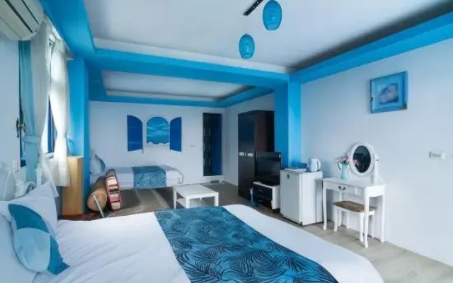 Santorini B&B