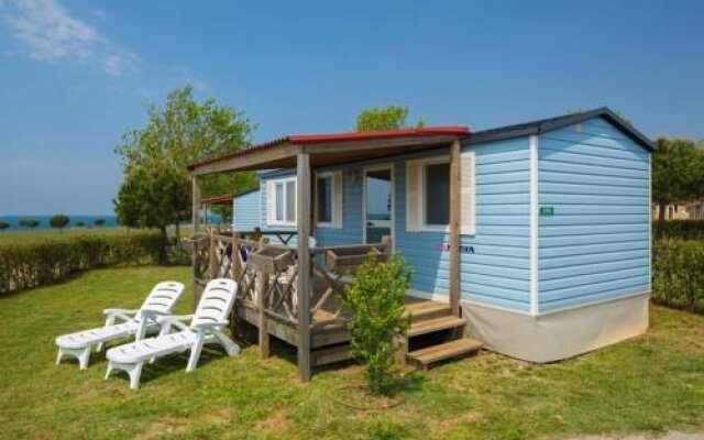 Happy Camp Mobile Homes in Camping Park Umag