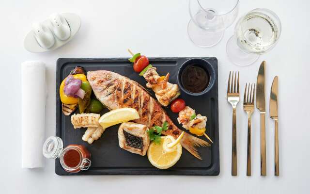 DoubleTree by Hilton Seychelles - Allamanda Resort & Spa