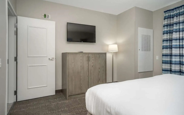 Lighthouse Suites - Best Western Signature Collection