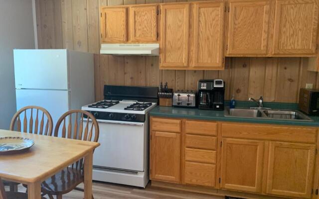 Black Bear Lodge Bear Trap #2