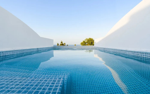 Mylos Luxury Escape - Adults Only