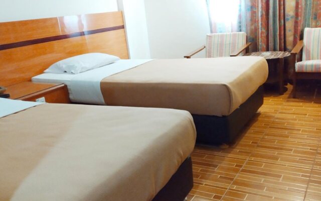 Paradise Hotel