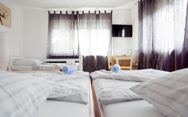 Hostel Villa Viva