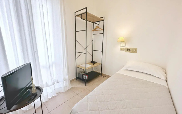 Aura Living Hotel