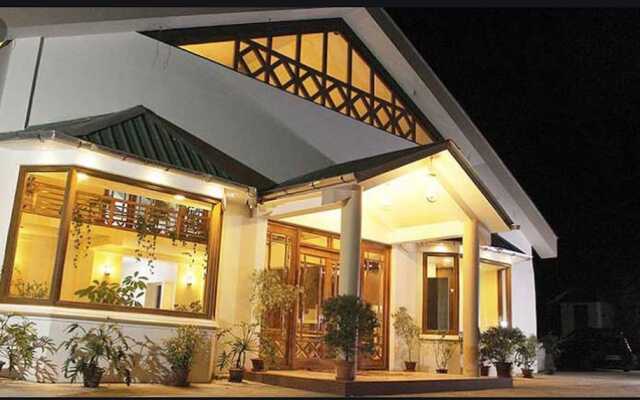 Summit Lillium Hotel & Spa