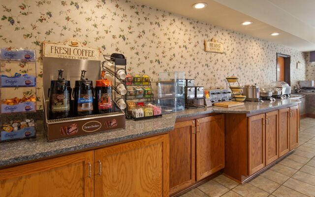 Best Western Bronco Inn