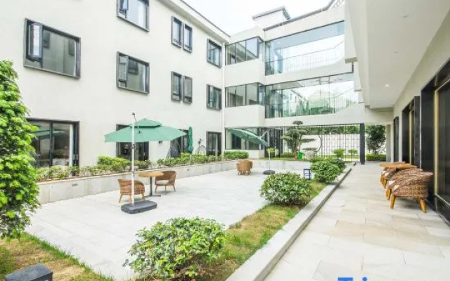 Yongli Zen Hotel (Shangrao Wanda Shuangta Park)