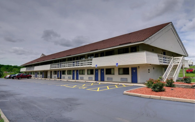 Days Inn by Wyndham Kansas City Northeast