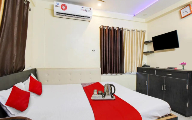 OYO Flagship 70359 Ecopark Guest House