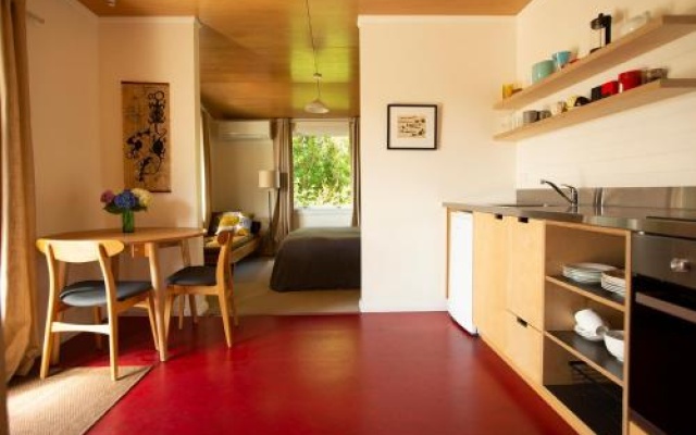 The Apple Pickers' Cottages at Matahua – Guest Rooms – Mapua