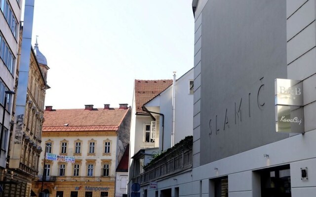 B&B Slamic