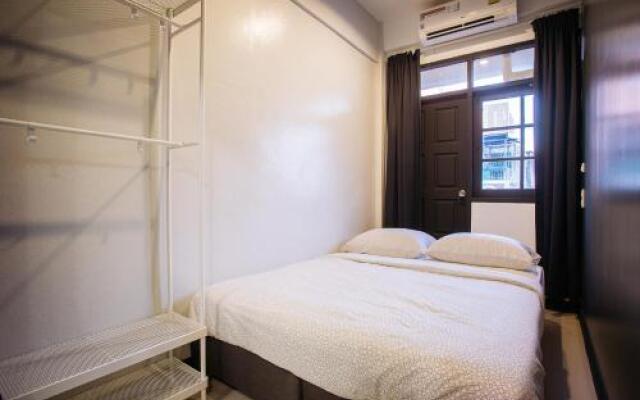 T3 TWO Bedrooms WIFI Full kitchen 1 min to BTS