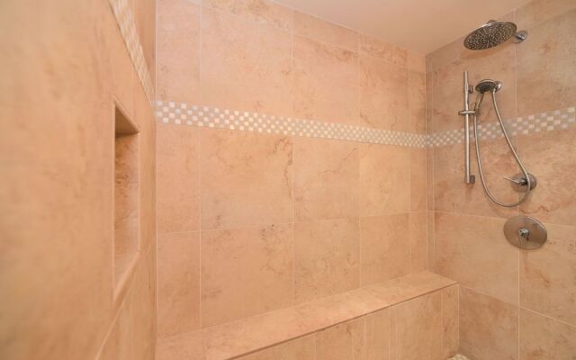 Kaanapali Royal H303 by RedAwning