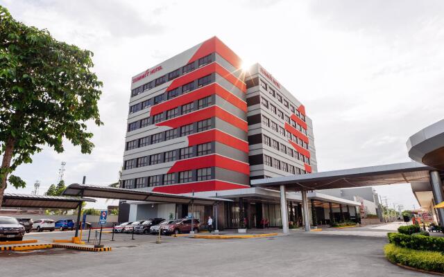 Summit Hotel Tacloban