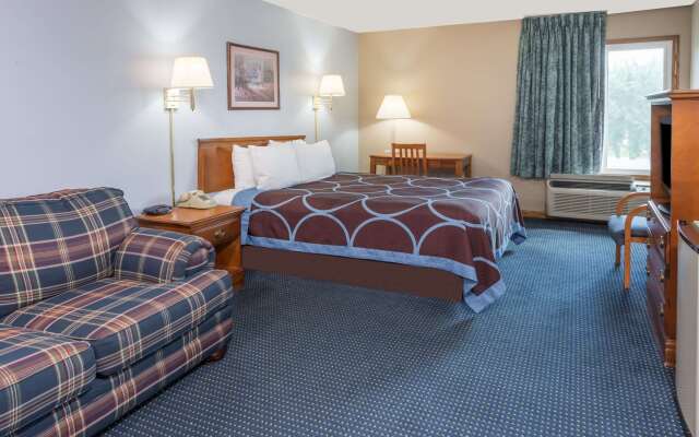 Super 8 by Wyndham O'Fallon MO/St. Louis Area