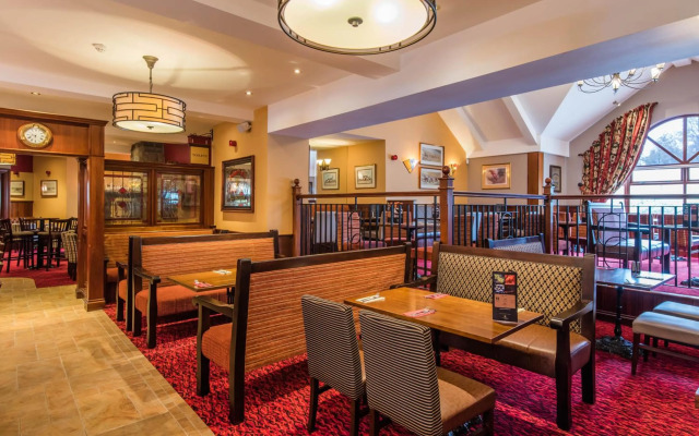 Corr's Corner Hotel