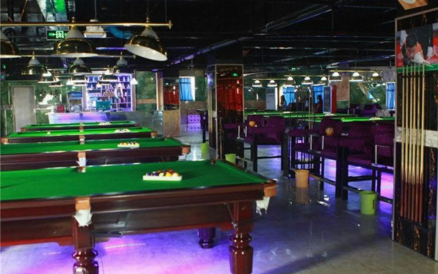 Yemingzhu Hotel (Xintai Ginza Shopping Plaza)