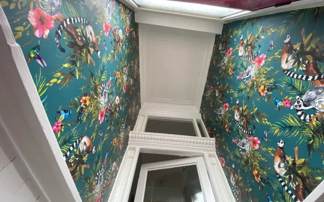 Blackpool - 4 Beds - Sleeps 10 - Pet Friendly