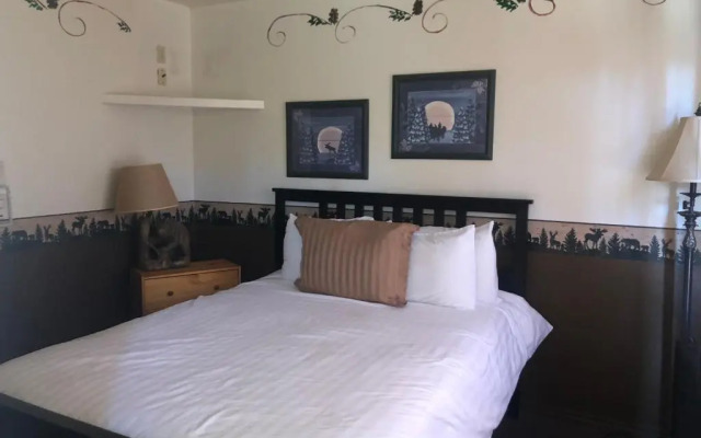 Rodeway Inn & Suites Fireside Lodge