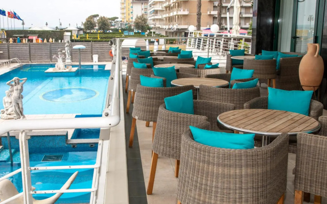Hotel Carlton