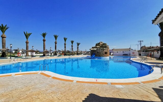 Aparthotel Acualandia