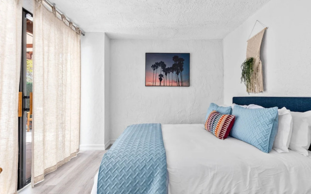 Palm Paradise