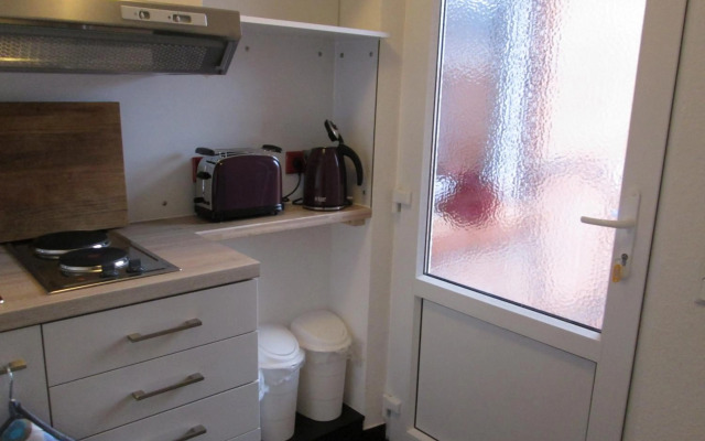 Haus Dreimaster Single-Wohnung ohne Wohnzimmer