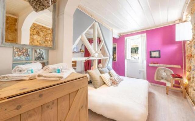 Bright Historical Apartment