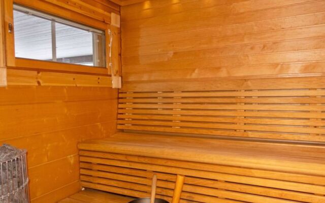 House  Salla