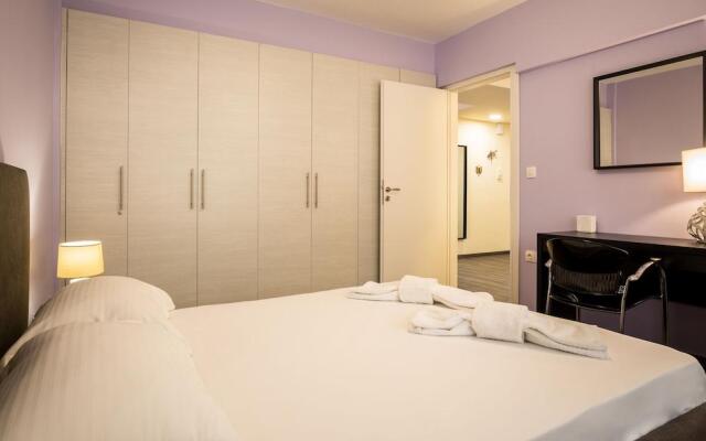Exceptionally located apartment in Plaka