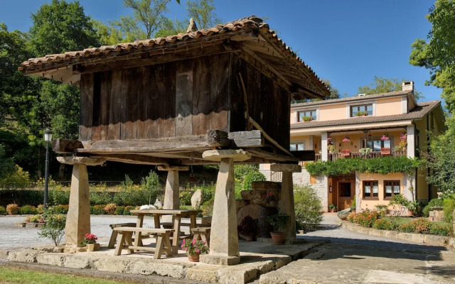 Casa Rural Santu Colás