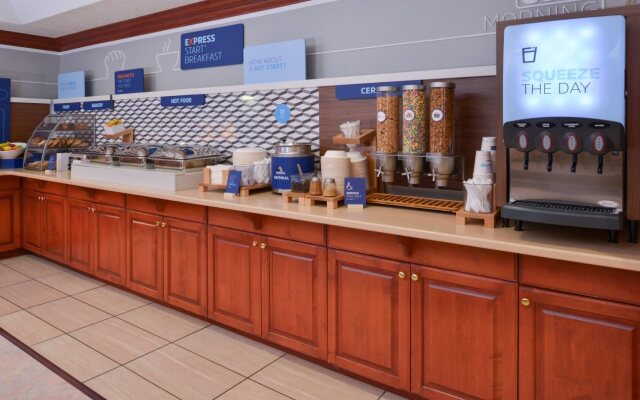 Holiday Inn Express Campbellsville by IHG