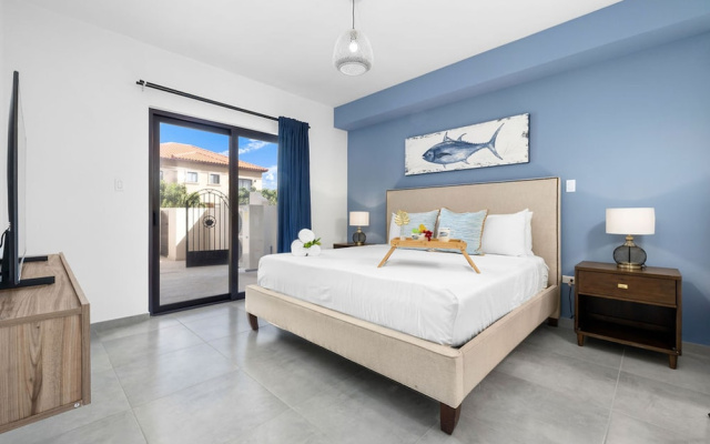 Brand NEW 2br2ba w Private Pool in Gated Community