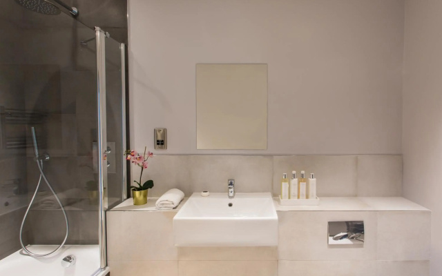 Farnborough Boutique Apartments By Flying Butler