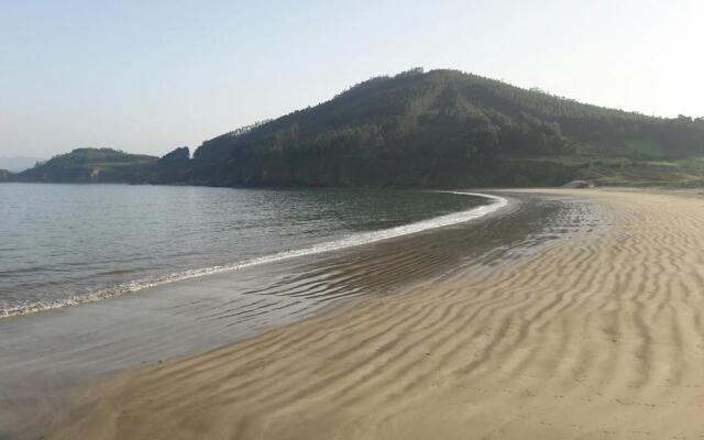 1ª LÍNEA DE PLAYA, VISTAS AL MAR Y MUY CÉNTRICO.