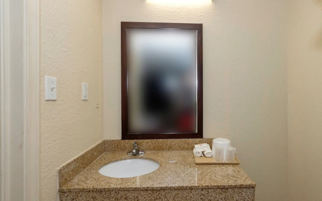 Motel 6 Harvey LA