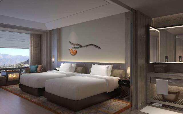 Hilton Shigatse