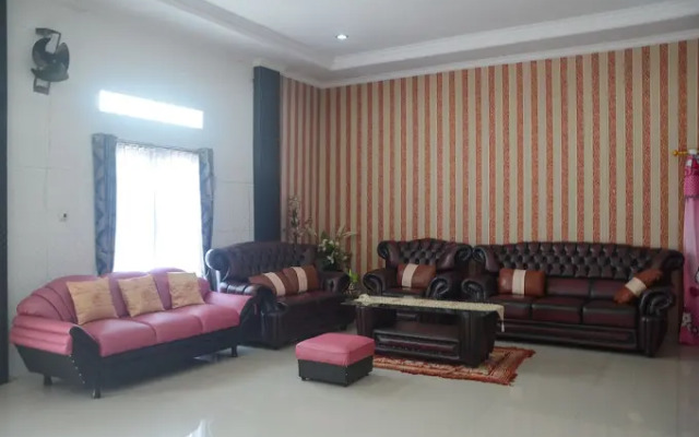 Pondok Seril by OYO Rooms