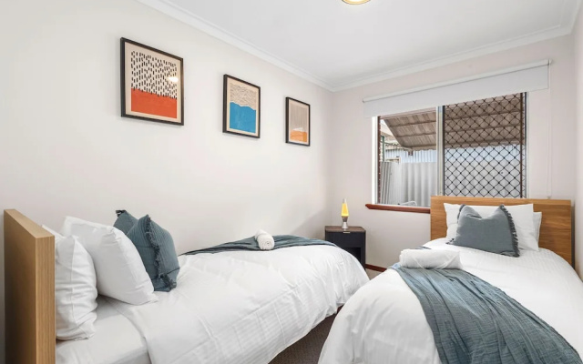Quiet Comfortable - A Sepal Stay – Guest Rooms – Perth