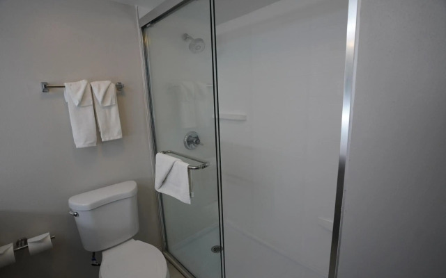 Sonesta Select Raleigh Durham Airport Morrisville Hotel