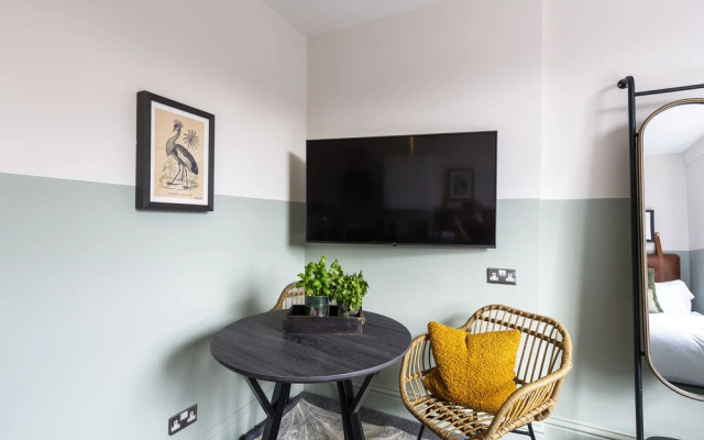 Your Apartment Clifton House