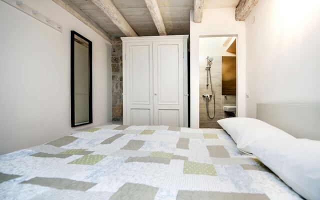 Apartments Casa Roccia Bianca