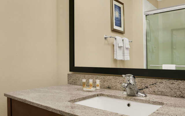 Spark by Hilton Wichita East