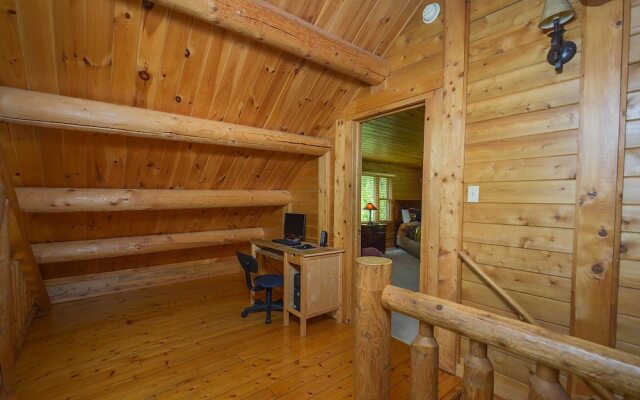 Splash Mountain 6 Bedroom House