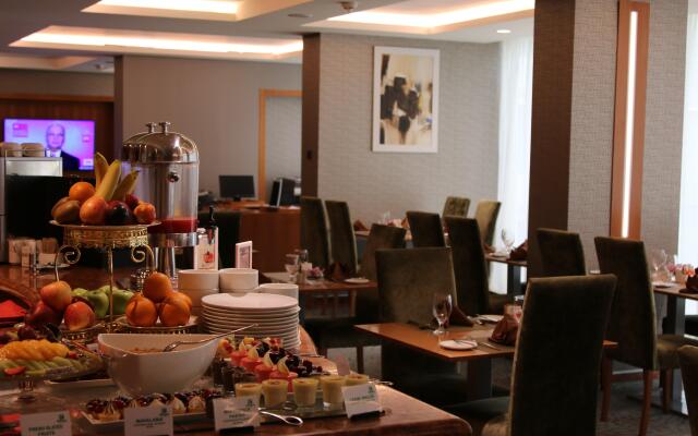 Holiday Inn Kuwait Al Thuraya City by IHG